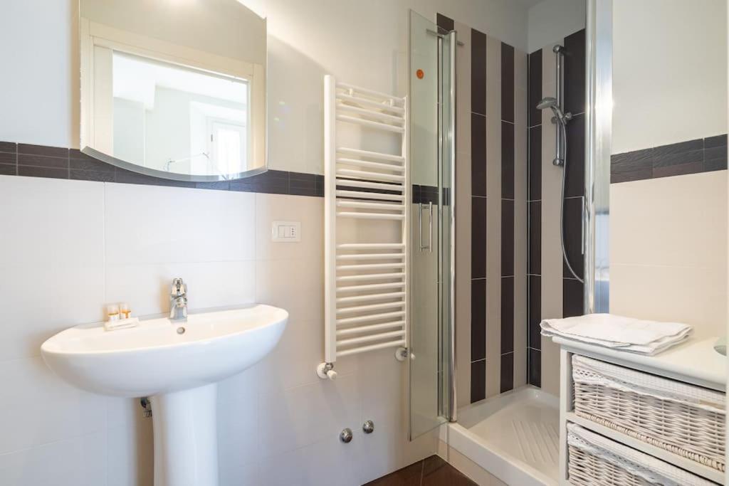 Small & Charming 1-Br Apt Florence Ngoại thất bức ảnh